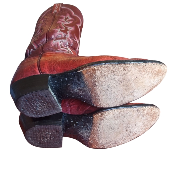 Vintage Tony Lama Cherry Mahogany Bbullhide leather boots - Picture 13 of 16